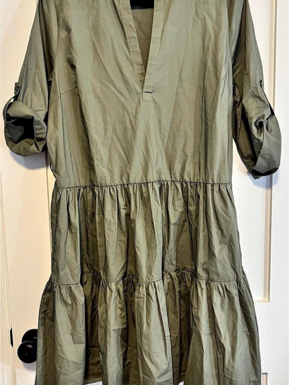 ELLENTRACY Tiered Mini Dress in Green Size Large Like New. **belt not included